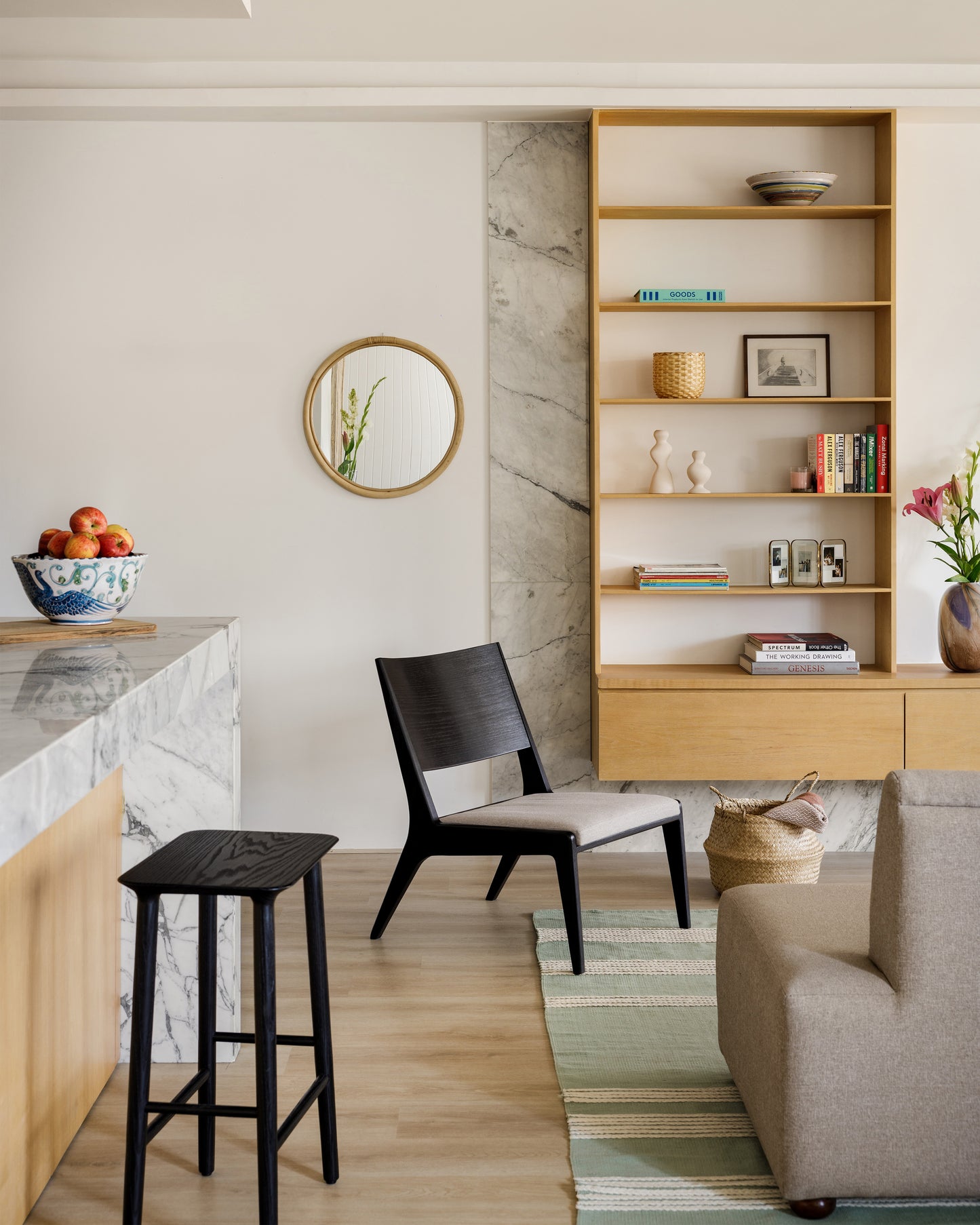 Esna - counter stool