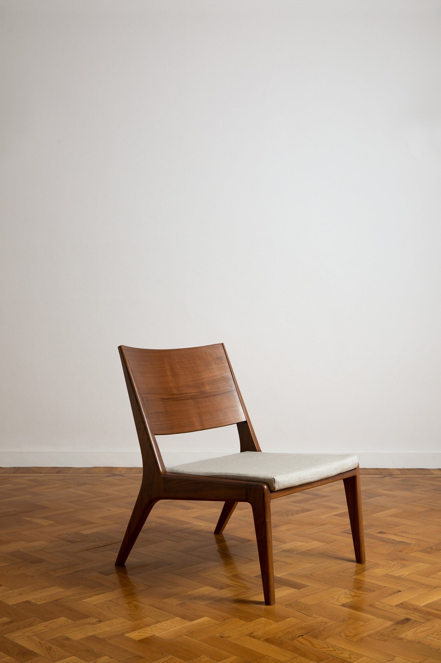 Grace – lounge chair